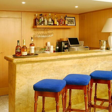Hotel Reyes Catolicos Sevilla Zimmer foto